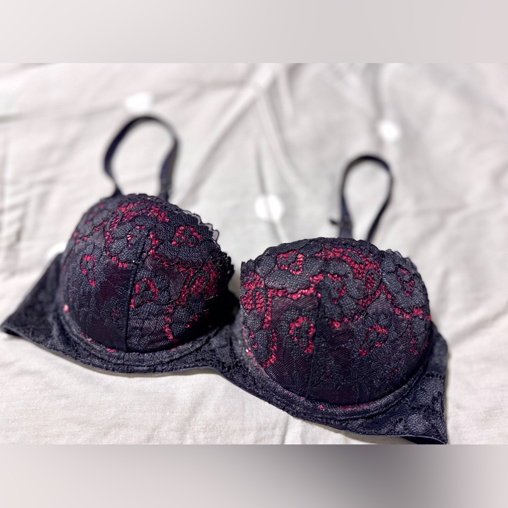 2/$30 ❤️‍🔥 Sequin & Lace Balconette Bra with Removable Push Up Padding (32B)